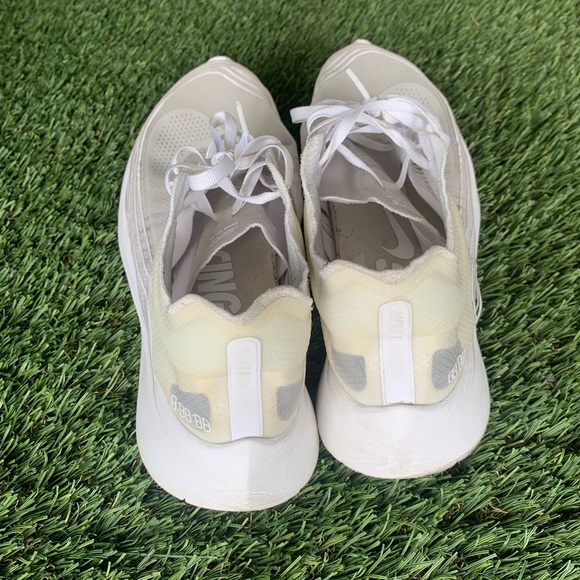Nike zoom fly triple white size 9.5 - Picture 5 of 5